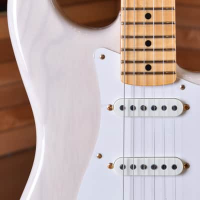 Fender Custom Shop Stratocaster 1957 Vintage Custom Aged White Blonde image 14