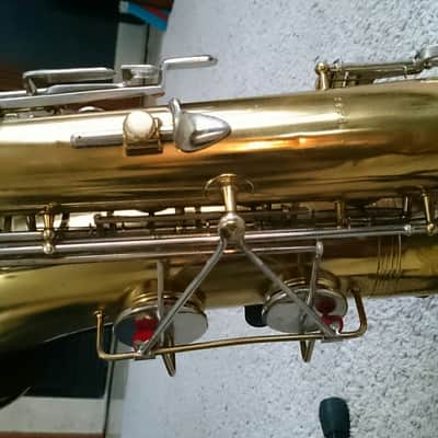 "The Martin Medalist" 1961 Tenor Saxophone image 2