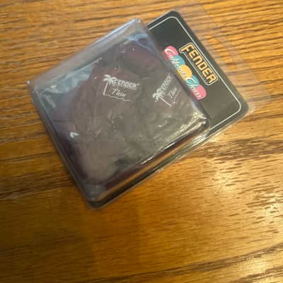 Fender California Clears 144 Gross Thin Picks - Candy Apple Red - 098-1351-10 -  Discontinued Mid 90’s California Series image 3