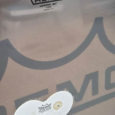 Remo 24" Emperor Bass drum head image 2