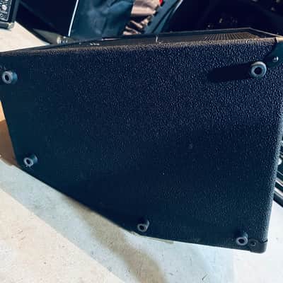 Ampeg BA-210v2 450-Watt 2x10" Bass Combo Black image 5