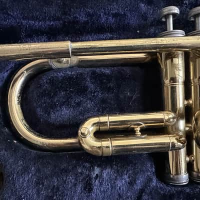Conn 16B Trumpet – Vintage 1978 – w/ Case, 2 Mouthpieces & Accessories image 9