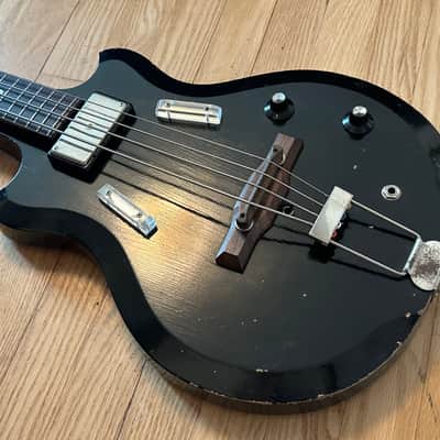 Supro Pocket Bass with Original Case Extra Short Scale Thick Neck 1961 - Black image 3