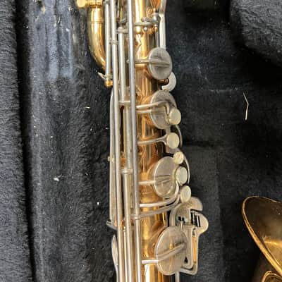 Selmer Bundy Lacquered Brass Low Bb Baritone Saxophone image 4