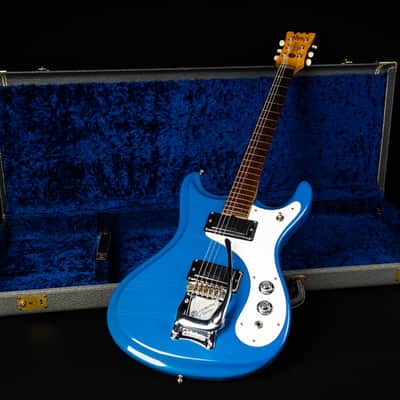 Mosrite The Ventures MK II 1965 - Metallic Blue image 25