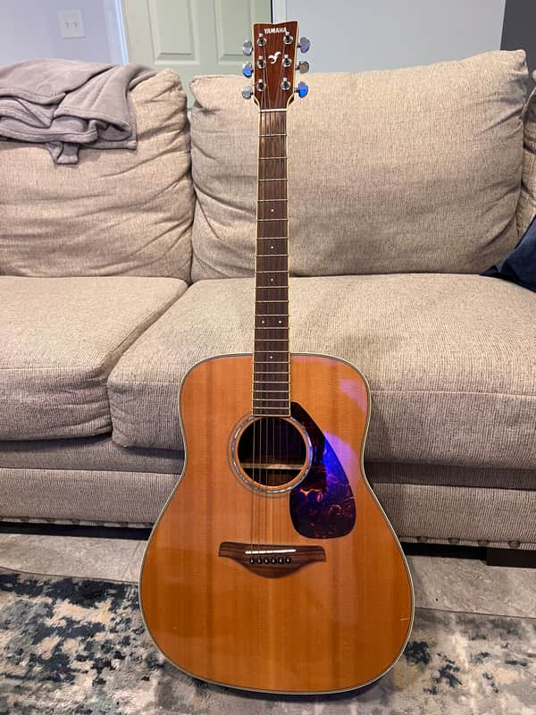 Yamaha FG730S Folk Solid Top Acoustic Guitar