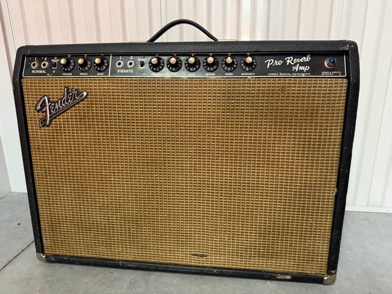 Fender Pro Reverb 2-Channel 40-Watt 2x12" Guitar Combo 1965 - 1967 - Black Panel image 1