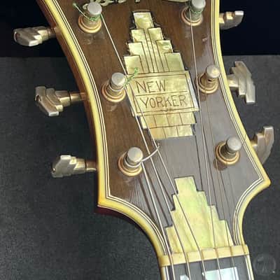 D'Angelico New Yorker "MUNDY" 1958 sunburst finish with case "Mundell Lowe" image 8