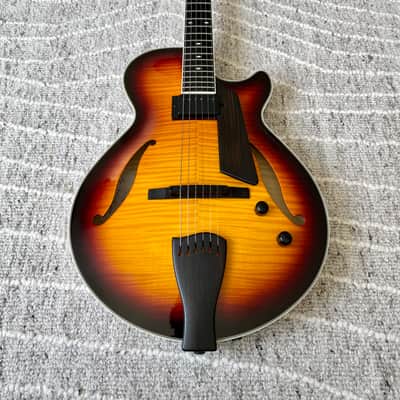 Sadowsky SS-15 “Jazz Box” - Sienna Burst | Reverb