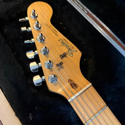 Fender Stratocaster 1983-1984 "Dan Smith" Era USA, OHSC + Papers + Rare Trem Bar image 4