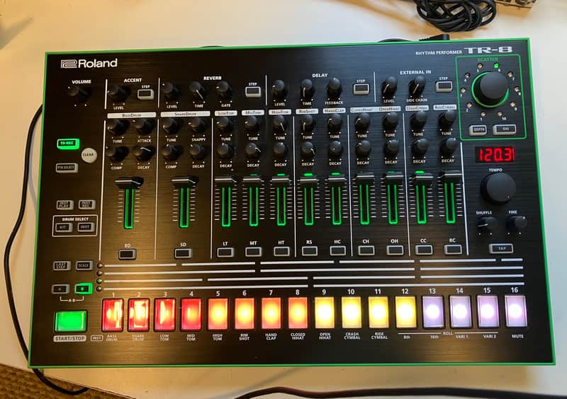 Roland AIRA TR-8 Rhythm Performer Drum Machine 2014 - Present - Black image 1