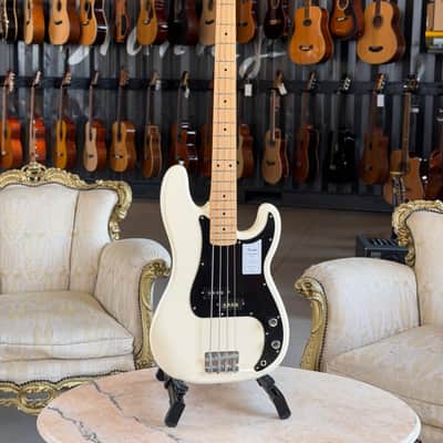 FENDER Standard Precision Bass MP Olympic White image 1