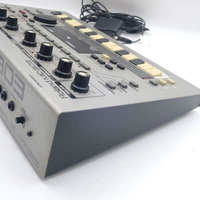 Roland MC-303 Groovebox image 5