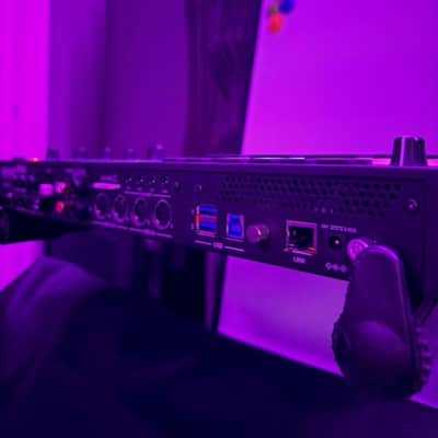 Akai MPC Live II Standalone Sampler / Sequencer 2020 - Present - Black image 10