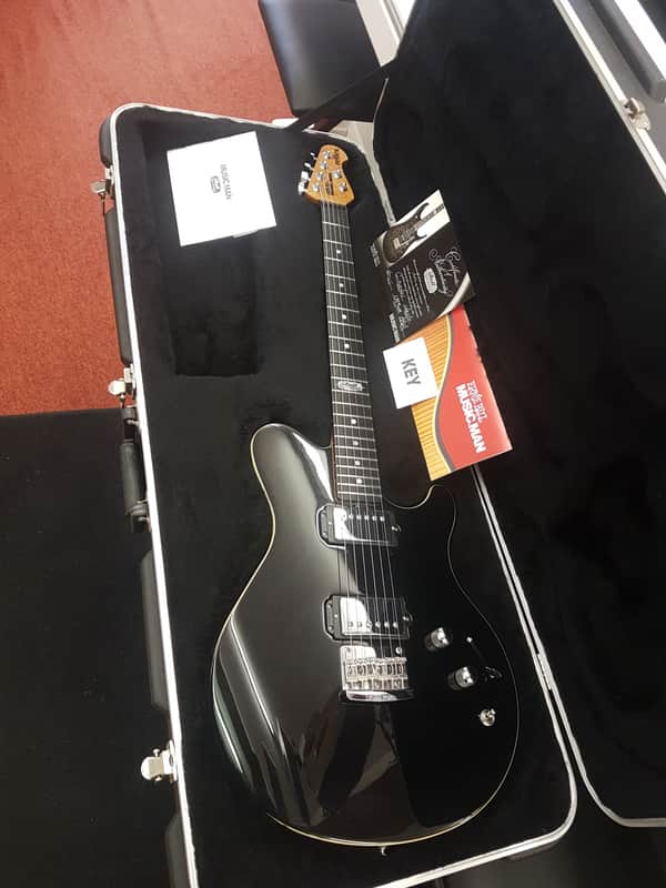Ernie Ball Music Man Reflex family reserve with hardcase - Black image 1