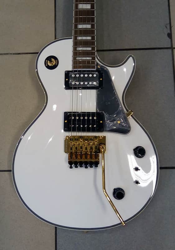 Burny RLC85S Singlecut guitar with Floyd Rose and Sustainer. Last