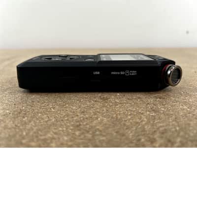 Tascam DR-05XP - Audio Recorder - Like New w/ Soft Case image 2