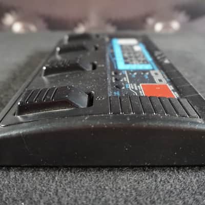 Zoom 1010 Advanced Guitar Effects Processor image 2