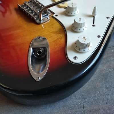 1970's Fresher Straighter FS-331 Stratocaster Sunburst (Made in