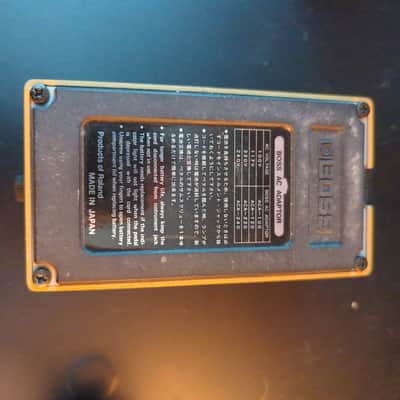 Boss TW-1 T Wah (Black Label) 1977 - 1989 - Yellow image 2