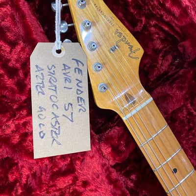 Fender American Vintage '57 Stratocaster 1998 - 1999 - Aztec Gold image 7