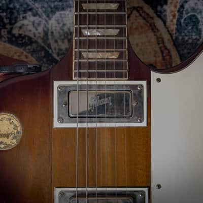 Gibson Limited Edition Firebird V Medallion Model 1972 - Sunburst image 3