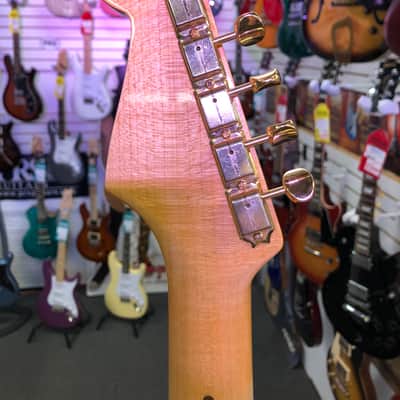 Fender Custom Shop Limited Edition 1954 Hardtail Stratocaster® DLX Closet Classic, 1-Piece Quartersawn Maple Neck Fingerboard - Faded Aged Canary Yellow image 18