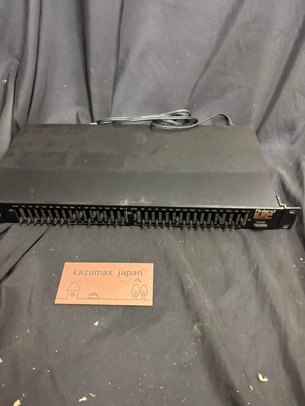 Roland E-215 GRAPHIC EQUALIZER イコライザー Roland E-215 Graphic Equalizer Rackmount Stereo Audio Processor