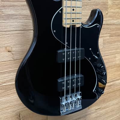 Fender American Deluxe Dimension IV HH Active 4- string Bass 2014 - Black - 8lbs 8oz w/OHSC image 3