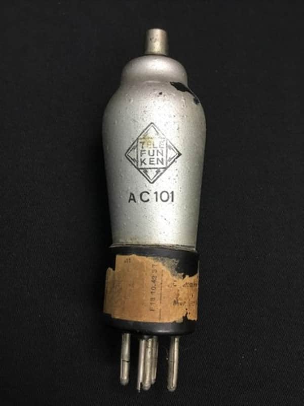 TELEFUNKEN AC 101 Coke Bottle TRIODE UNIVERSAL VACUUM TUBE Vintage A.4586-D image 1