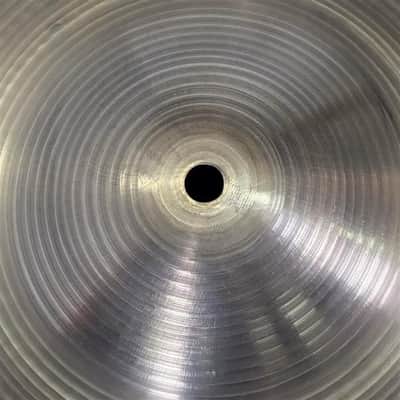 Used Vintage Zildjian A Crash Cymbal 18" 1448 grams - Very Good image 4