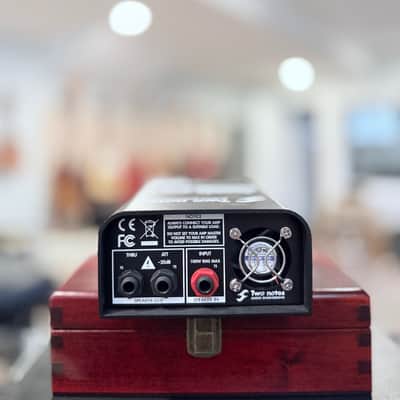 Two Notes Torpedo Captor Loadbox/Attenuator/DI - 8 Ohm 2010s - Black image 3