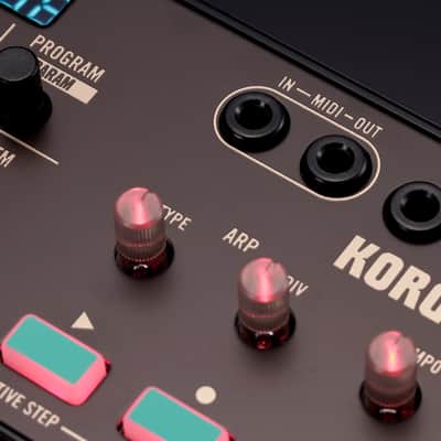Immagine KORG Volca FM v2 Synthesizer/Sequencer with Effects & Arp - 12