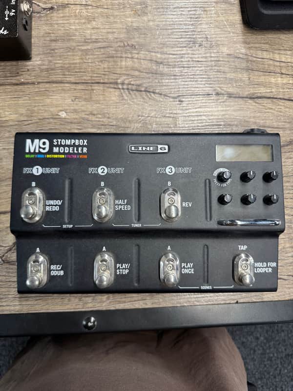 Line 6 M9 Stompbox Modeler | Reverb