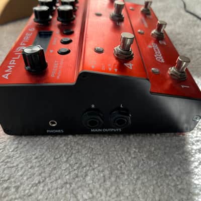 Atomic AmpliFIRE 6 2018 - 2021 - Red image 3
