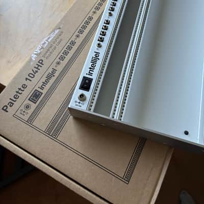 Intellijel 4U 104HP Palette Case - Silver image 7