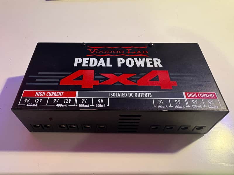 Voodoo Lab Pedal Power 4X4