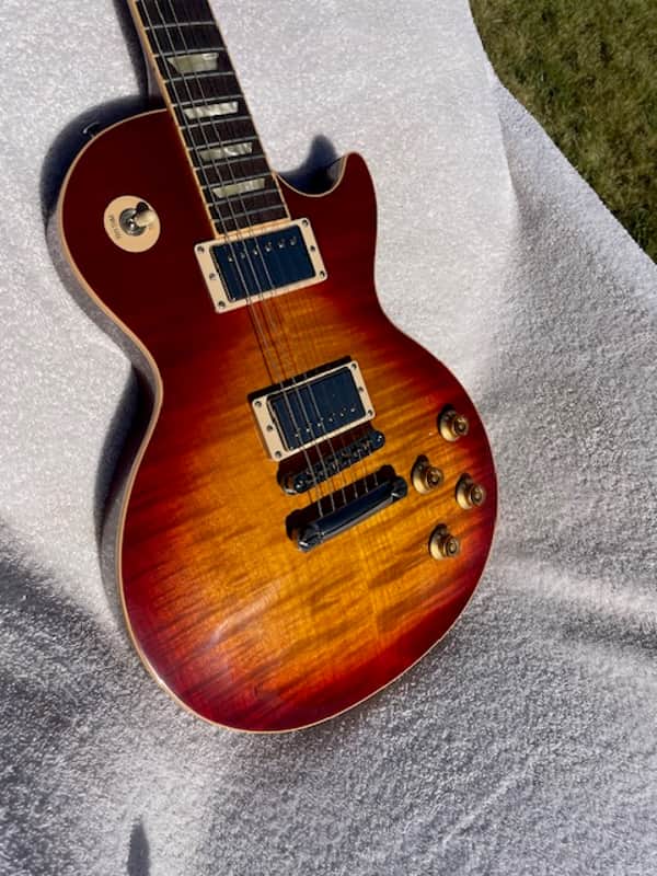 Gibson Les Paul Standard with '60s Neck Profile 2007 - Heritage Cherry Sunburst image 1