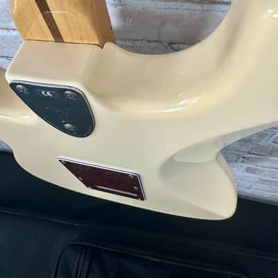 Fender Classic Series '70s Stratocaster 2002 - Olympic White image 12