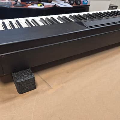 Yamaha 88 weighted keys piano organ rhodes P-80 image 5