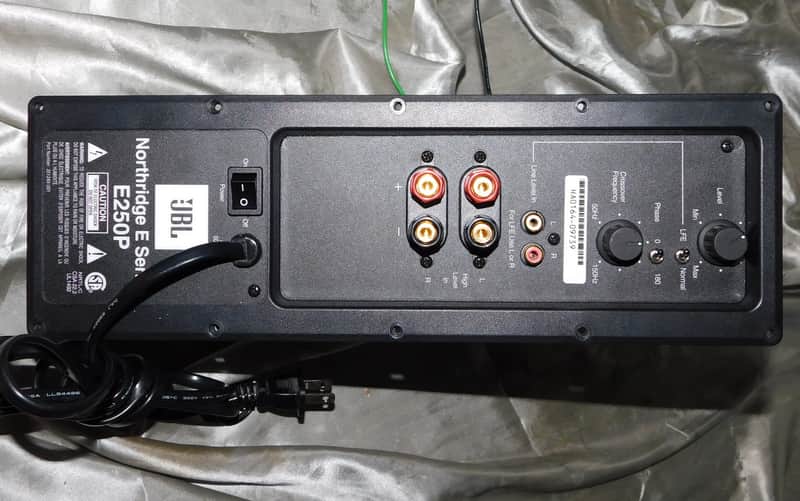 JBL E250P subwoofer plate amplifier image 1
