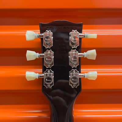 Gibson Les Paul Studio Deluxe 2011 - High Gloss Ebony & Chrome w/ Case image 11