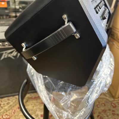 NuX Busking 200FR Battery-Powered Speaker image 2