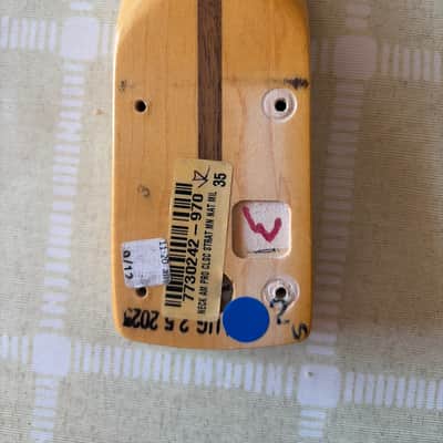 Fender American Pro Classic Stratocaster Pro loaded Maple neck. - Satin Maple image 3