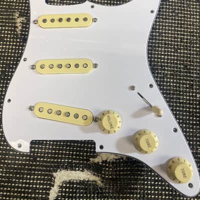 MIE Music Loaded Strat Pickguard - Vintage Style Handwound Strat Pickups With CTS Pots image 1