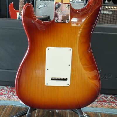 2015 Fender American Standard Stratocaster HSS Shawbucker with Maple Fretboard 3-Color Sunburst image 7
