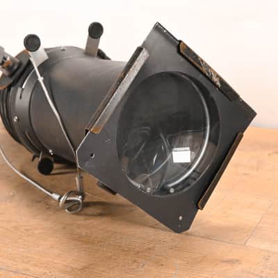 Altman 360Q 6" x 12" 750W Ellipsoidal Light CG01UUV image 8