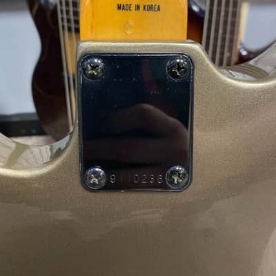 Stinger SSL by Martin & Co. Pearlescent Gold Electric Guitar image 5