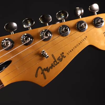 MINT Fender Player II Stratocaster HSS Rosewood Fingerboard Transparent Cherry Burst 254 image 4