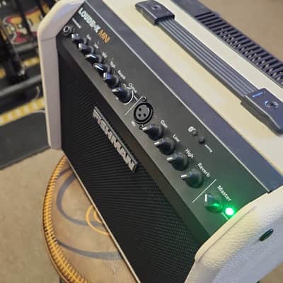 Fishman PRO-LBT-500 Loudbox Mini with Bluetooth 2-Channel 60-Watt 1x6.5" Acoustic Guitar Amp 2019 - White image 2